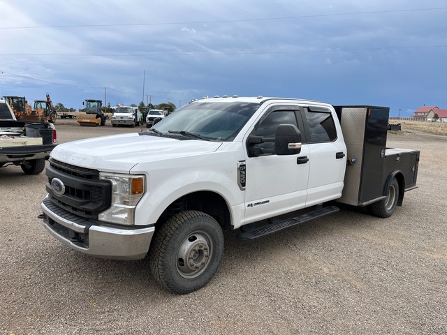 2020 Ford F-350 XL 4x4 Crew Cab Utility Truck