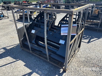 Quantity of (5) 2026 AGT SSCPF42-2200-WFF 42 in Skid Steer Forks (Unused)