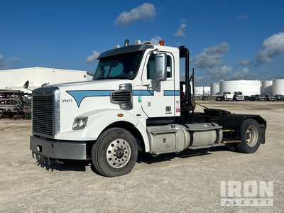 2012 Freightliner Coronado 122SD 4x2 Winch Truck