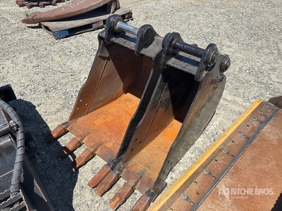 Quantity of (2) Cazo para excavadora