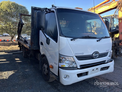 2017 Hino Skip Bin Truck Altro materiale