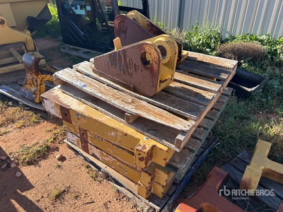 Quantity of Counter Weight - Fits Cat D10