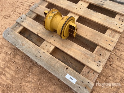 Roller - Fits Cat D6