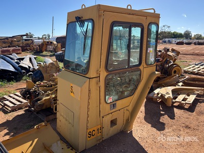 Cabina - Fits Cat 631E