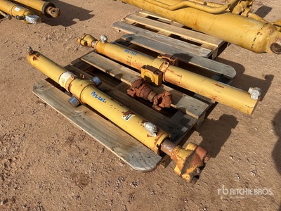 Quantity of Hydraulic Rams - Fits Cat 16H