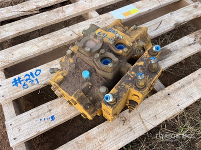 Steering Valves - Fits Cat 631