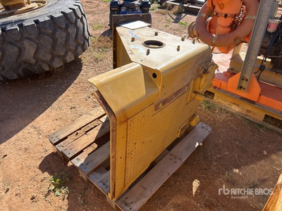 Hydraulic Tank - Fits Cat 621G