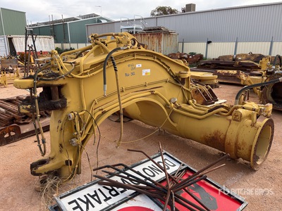 Gooseneck - Fits Cat 631E