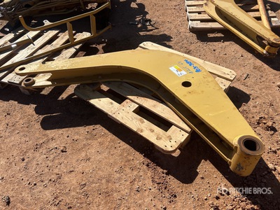 Banana Arm - Fits Cat 631