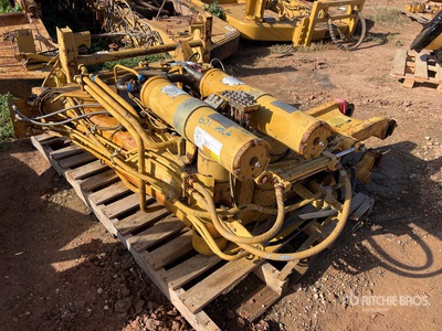 Hitch - Fits Cat 631