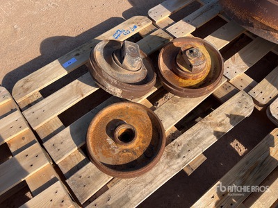 Quantity of (3) Track Elevator Rollers - Fits Cat 623