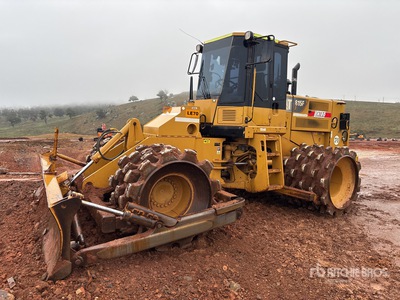 2005 Cat 815F Soil Compactor