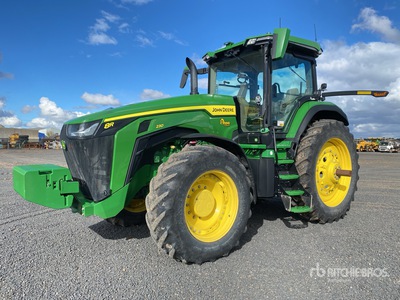 2022 John Deere 8R 230 Trattore agricolo 4RM