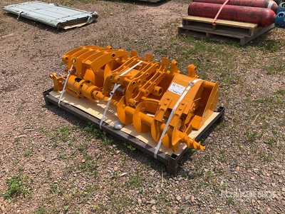 Quantity of (8) 2026 GIYI GYA-8 Mini Excavator Attachments - Fits Cat 301 (Unused)