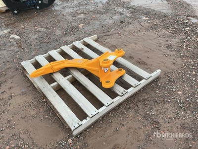 2026 GIYI 31 in Excavator Ripper - Fits Cat 305 (Unused)
