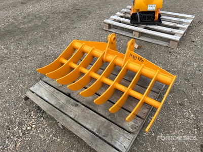 2026 GIYI 44 in Excavator Rake - Fits Cat 305 (Unused)