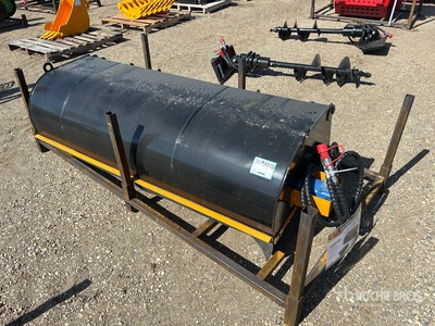 2026 GIYI GY-BS72 72 in Skid Steer Sweeper (Unused)