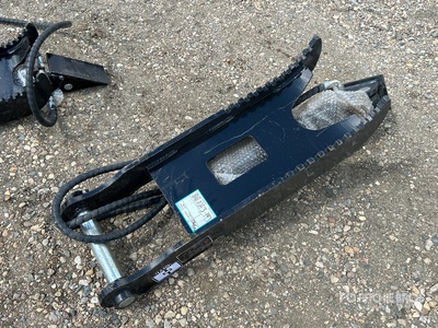 2026 GIYI GY-XJ5T 12 in Hydraulic Baggerdaumen - Fits Cat 3 - 5 ton (Unused)