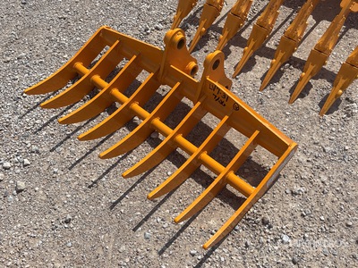 2026 GIYI 38 in Excavator Rake - Fits Cat 303 (Unused)