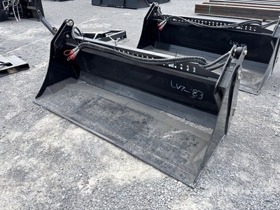 2026 GIYI GY-KH72 72 in Multi-Purpose Benna per mini pala (Unused)