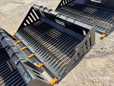 2026 GIYI GY-RB66 66 in Rock Skid Steer Bucket (Unused)