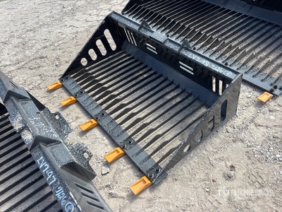 2026 GIYI GY-RB44 44 in Mini Rock Skid Steer Bucket (Unused)