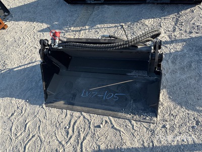 2026 GIYI GY-XKH39 39 in Multi-Purpose Skid Steer Bucket (Unused)