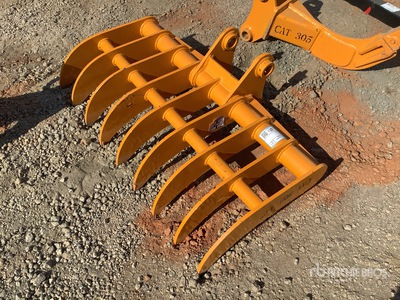 2026 GIYI 44 in Excavator Rake - Fits Cat 305 (Unused)