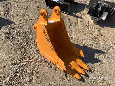 2026 GIYI GY-BK 12 in Excavator Bucket - Fits Cat 305 (Unused)