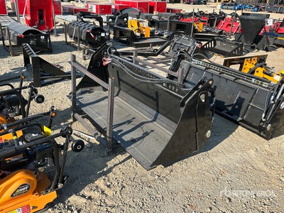 2026 GIYI GY-KH72 72 in Multi-Purpose Godet pour Skid Steer (Unused)