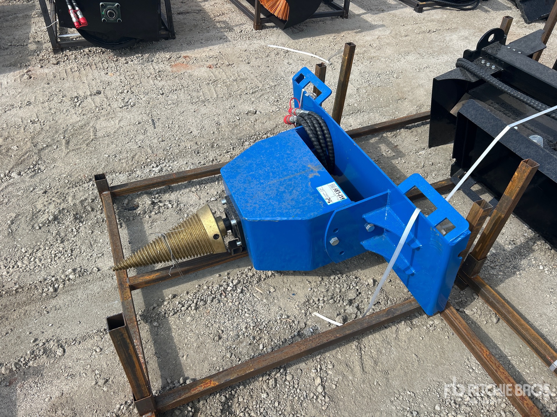 2026 GIYI GY-LS43 Skid Steer Log Splitter (Unused)