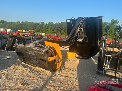 2026 GIYI GY-ECA74 54 in Articulating Skid Steer Brush Cutter (Unused)