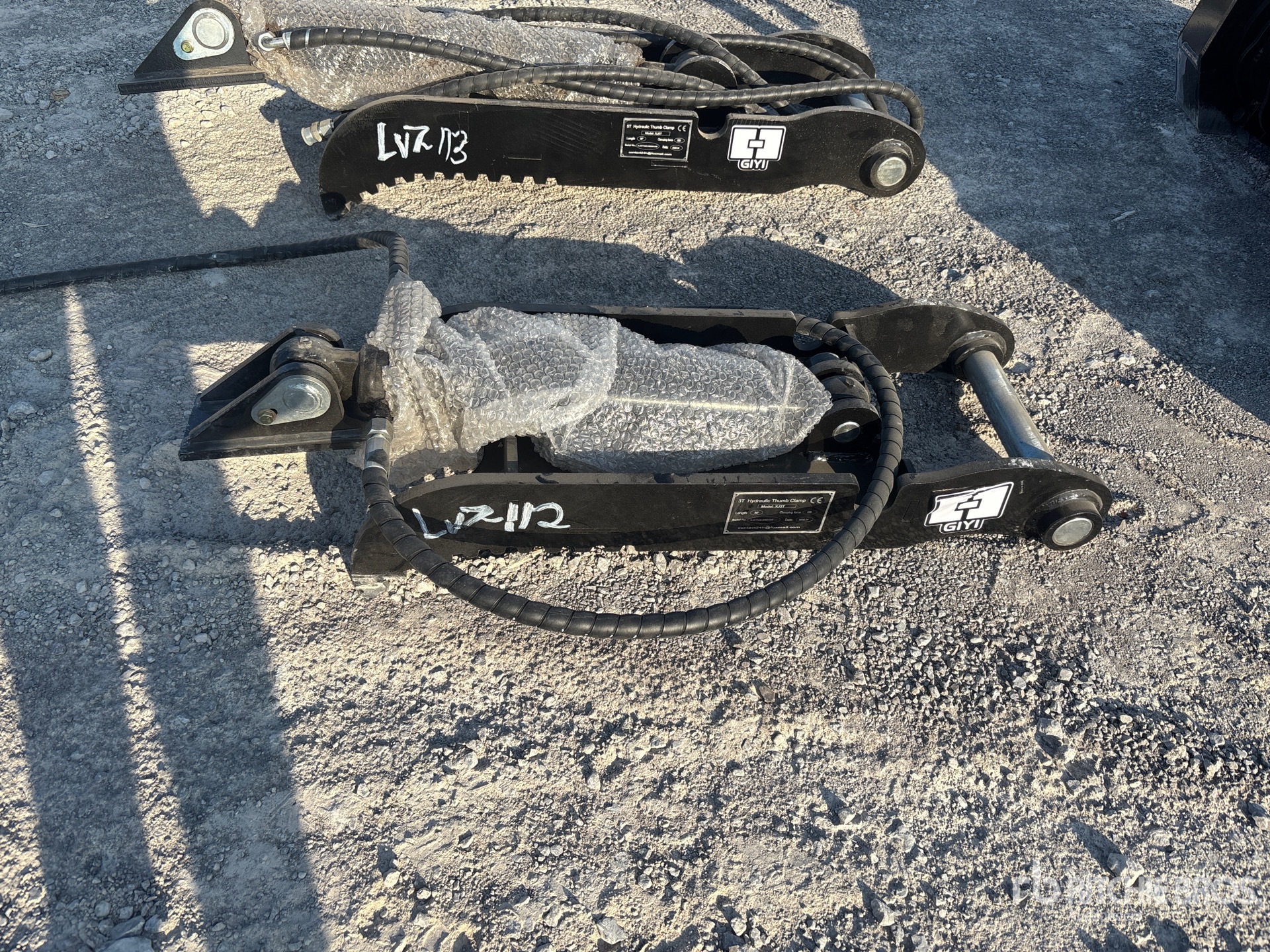 2026 GIYI GY-XJ3T Excavator Thumb (Unused)