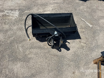 2026 GIYI GY-D3T CAT Tilting Excavator Bucket (Unused)