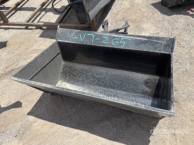 2026 GIYI GY-D5T 35 in 0.1 m3 Hydraulic Tilting Excavator Bucket - Fits Cat (Unused)