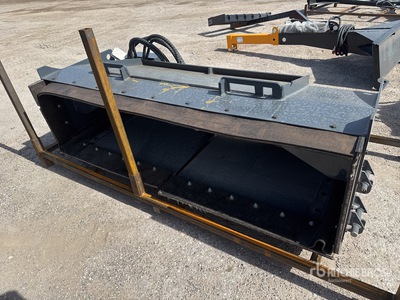 2026 GIYI GY-MB77 72 in Skid Steer Manure Bucket Divers (Unused)