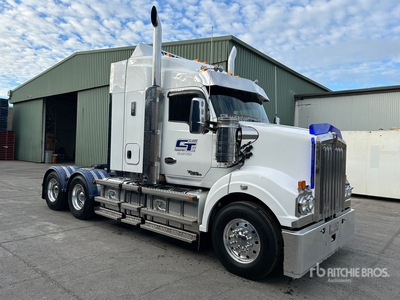 2020 Kenworth T610SAR 6x4 T/A Sleeper Truck Tractor