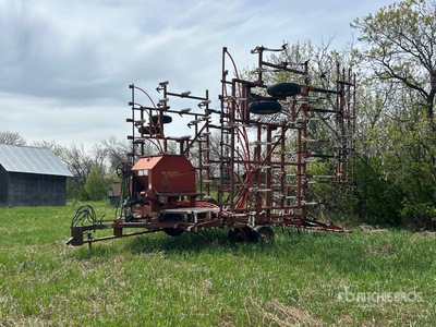 Wil-Rich 40 ft Kultywator