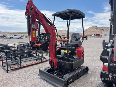 2026 SDEE22-RED Mini Excavator (Unused)