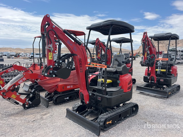 2026 SDEE22-RED Mini Excavator (Unused)