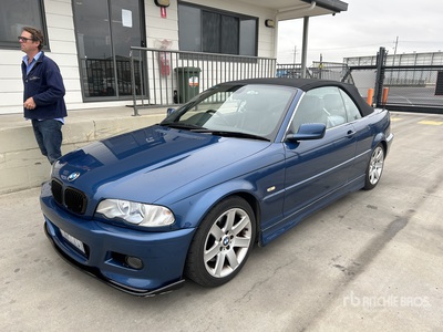 2000 BMW 330cl Automobile