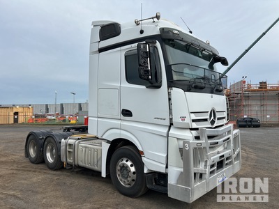 2020 Mercedes-Benz Actros 2653 6x4 Sleeper Truck Tractor