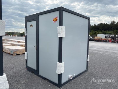 2026 SDLMT 6 ft 3 in x 6 ft 11 in Toilettes portatives (Unused)