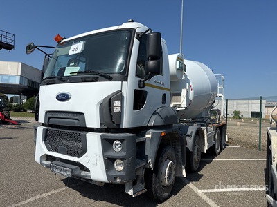 2023 Ford 4142M 8x4 Camion hormigonera