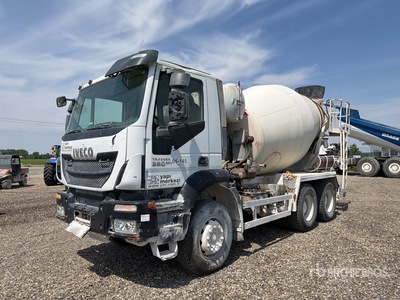 2015 Iveco Trakker 360EEV 6x4 Mixer Truck