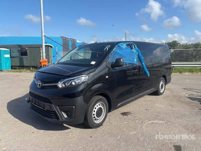 2023 Toyota Proace Verso 2.0 106 KW 9-seater L2H1 minibus 9-seater L2H1 Van osobowy (Inoperable)