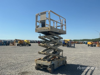 2016 Genie GS-2646 Electric Scissor Lift