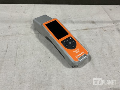 Rigaku Progeny ResQ 1064 Handheld Raman Analyzer