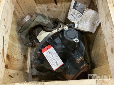 (2) Oshkosh 3014086 Rear Differentials