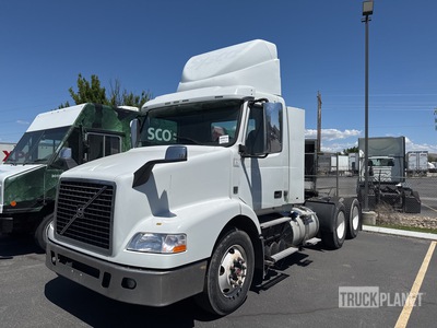 2015 Volvo VNR64T 6x4 T/A Day Cab Truck Tractor
